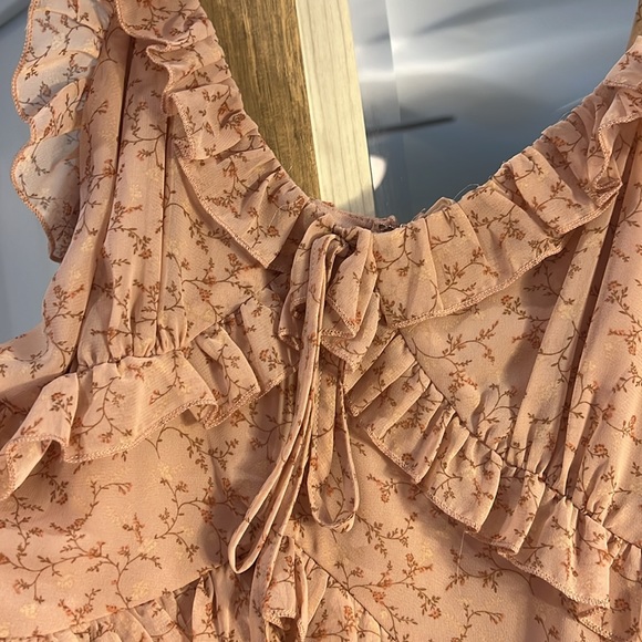 Ruffles floral print mini dress - Picture 3 of 4